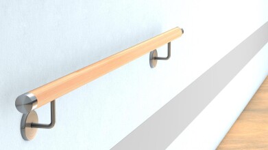 Holzhandlauf mit zwei Handlaufträgern im VV-Design | huero.de
